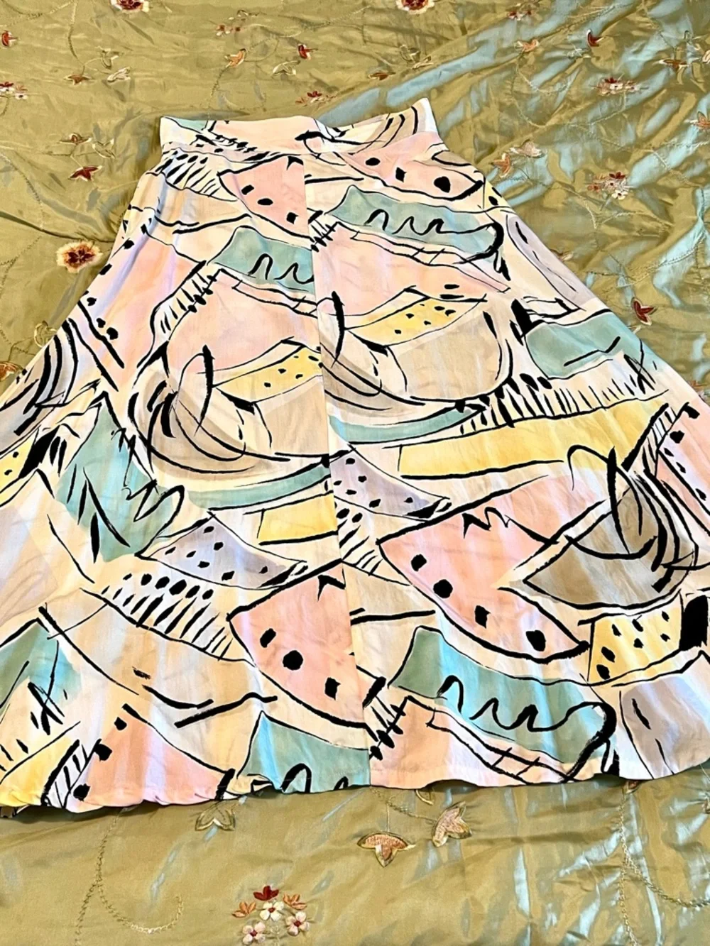 Vintage A-line Skirt with Abstract print, 2front pockets, buttondown front sz 10 - Picture 4 of 6